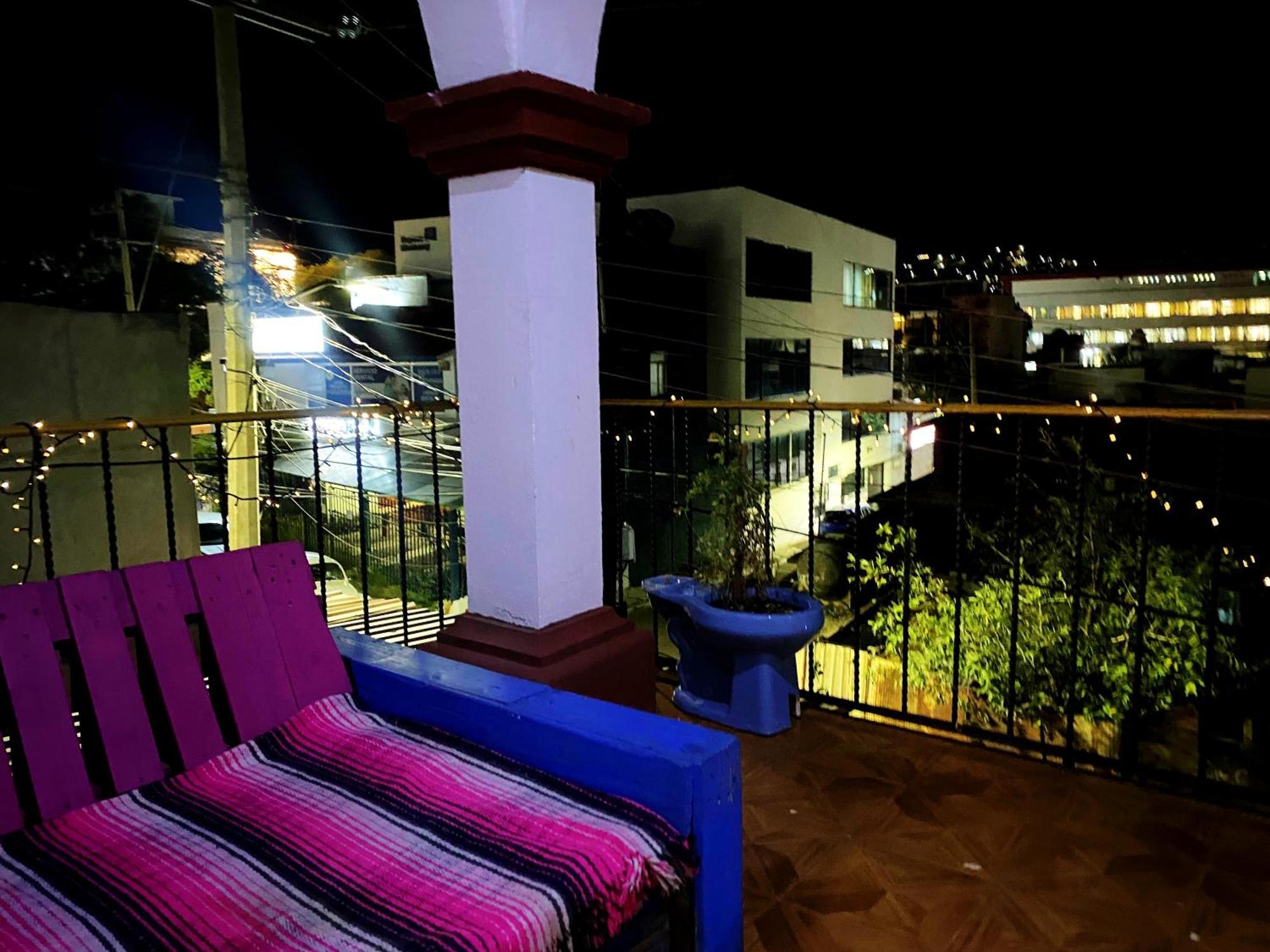 Хостел Casa El Mundo Oaxaca Екстер'єр фото