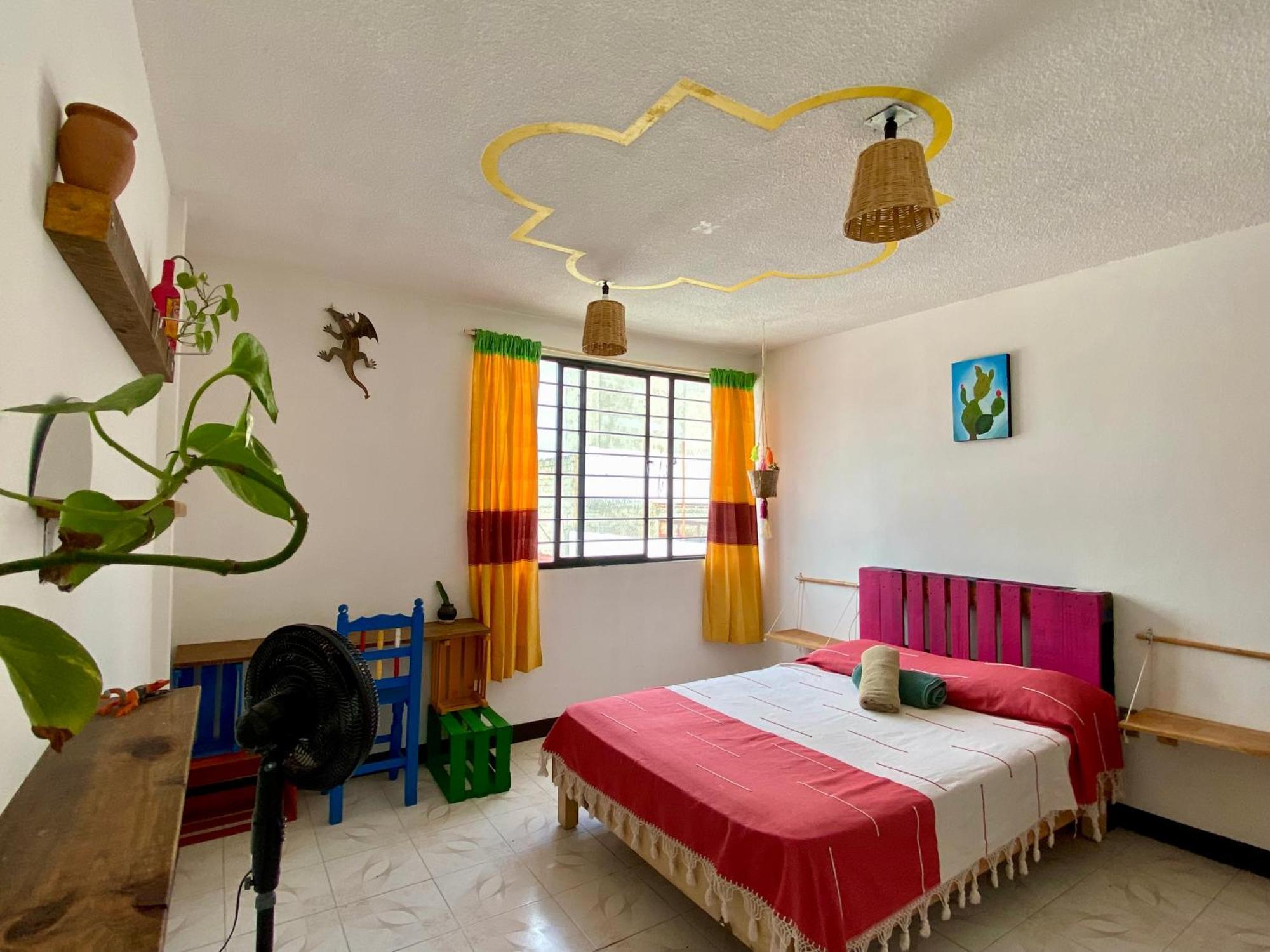 Хостел Casa El Mundo Oaxaca Екстер'єр фото