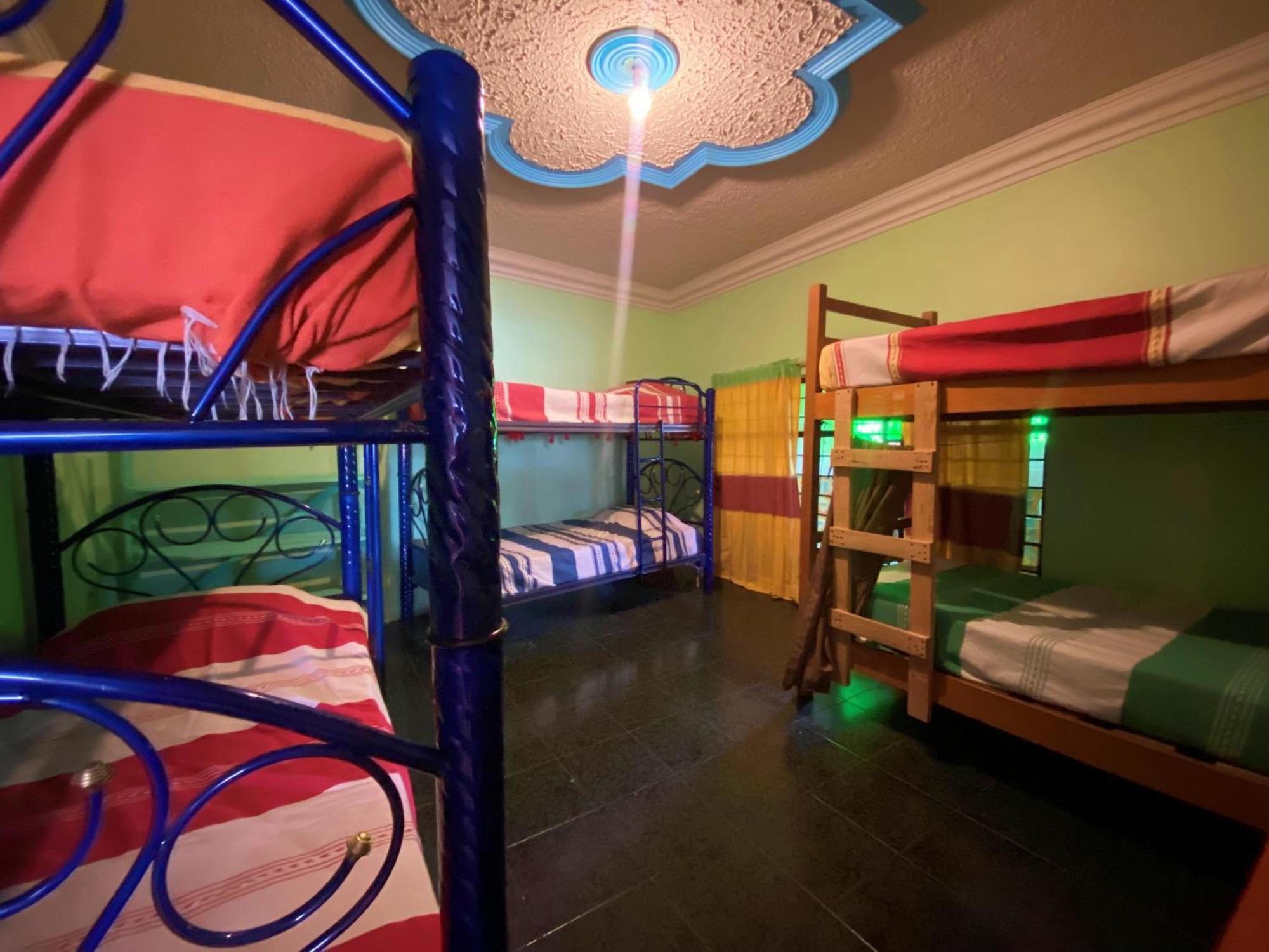 Хостел Casa El Mundo Oaxaca Екстер'єр фото