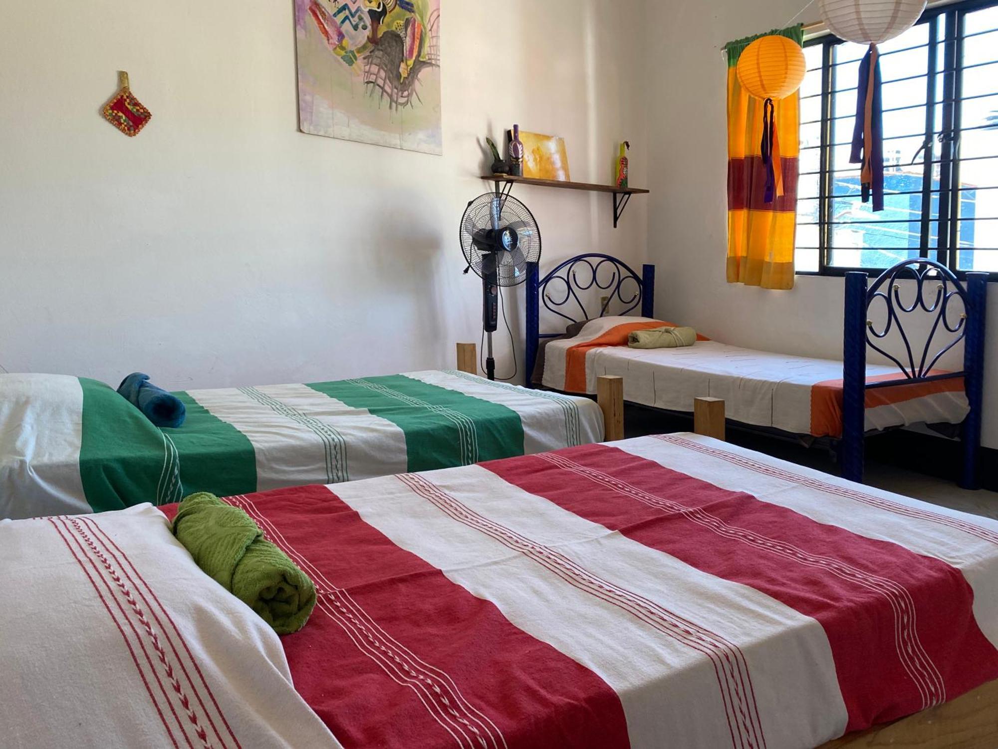 Хостел Casa El Mundo Oaxaca Екстер'єр фото